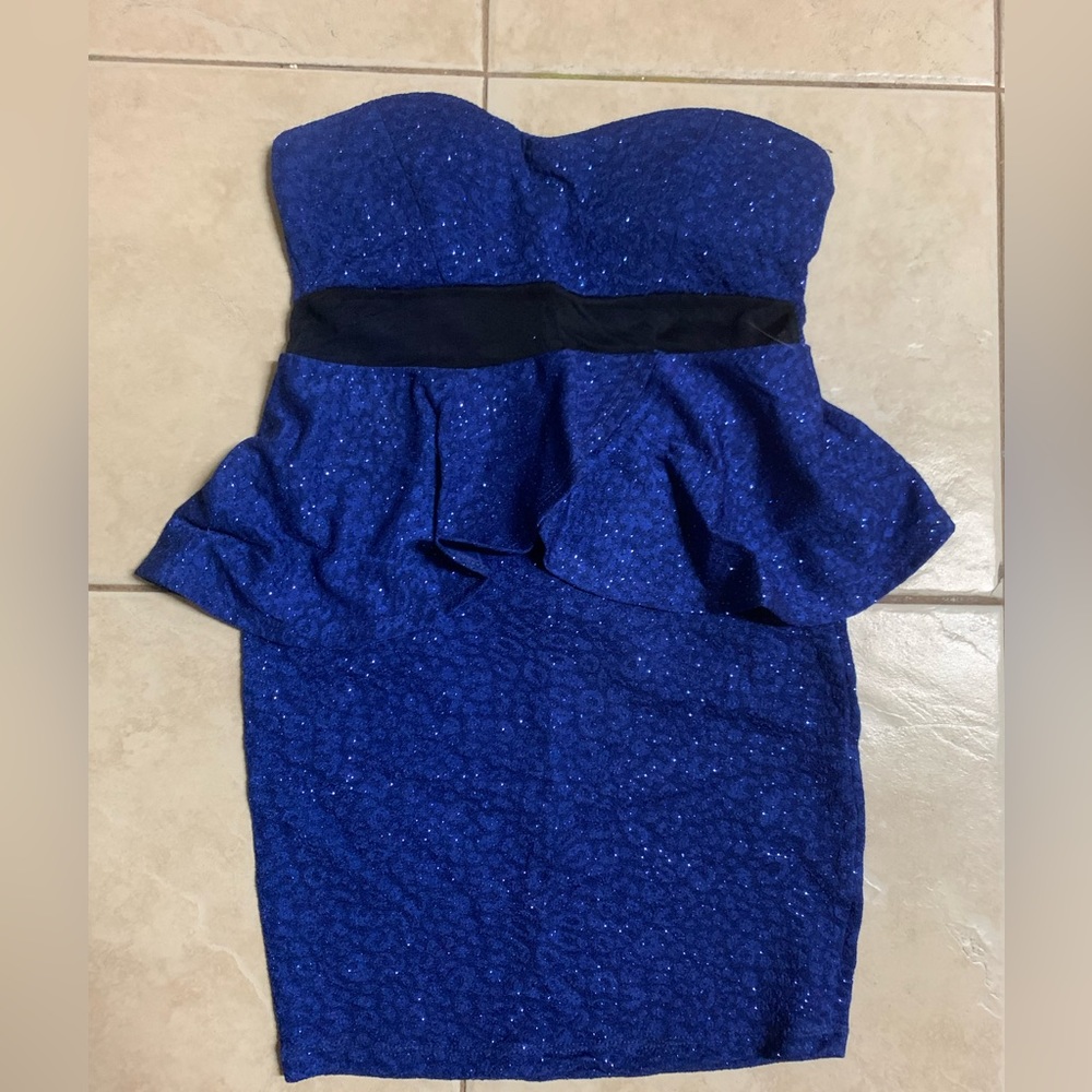 Holiday Blue sequin strapless sweetheart neckline peplum mini dress. Size S.